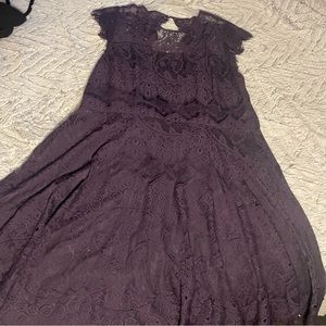 BB Dakota brand, size 18, Lace Special Event dress, color indigo, key hole back